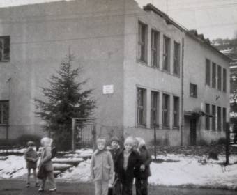 Začiatok rekonštrukcie bývalej ZDŠ v roku 1975
