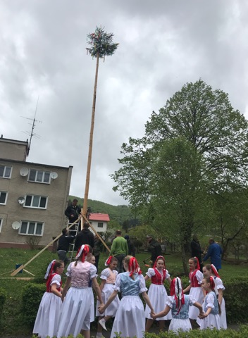 stavanie maja povina