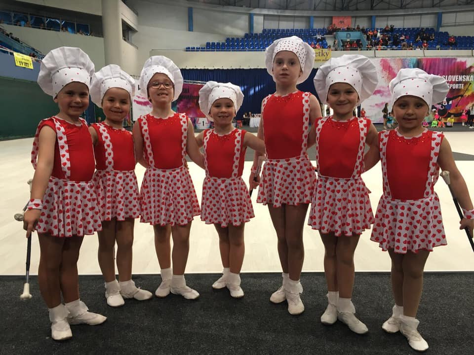 Majsterky Slovenska mini baton deti