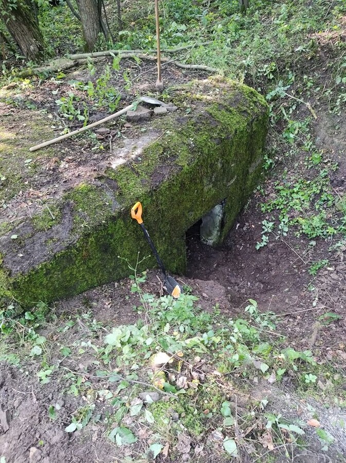 vojensky bunker svrcinovec 003