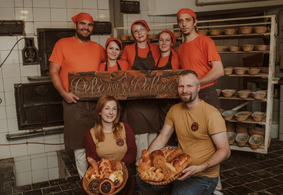 pomoc pecivo rakova