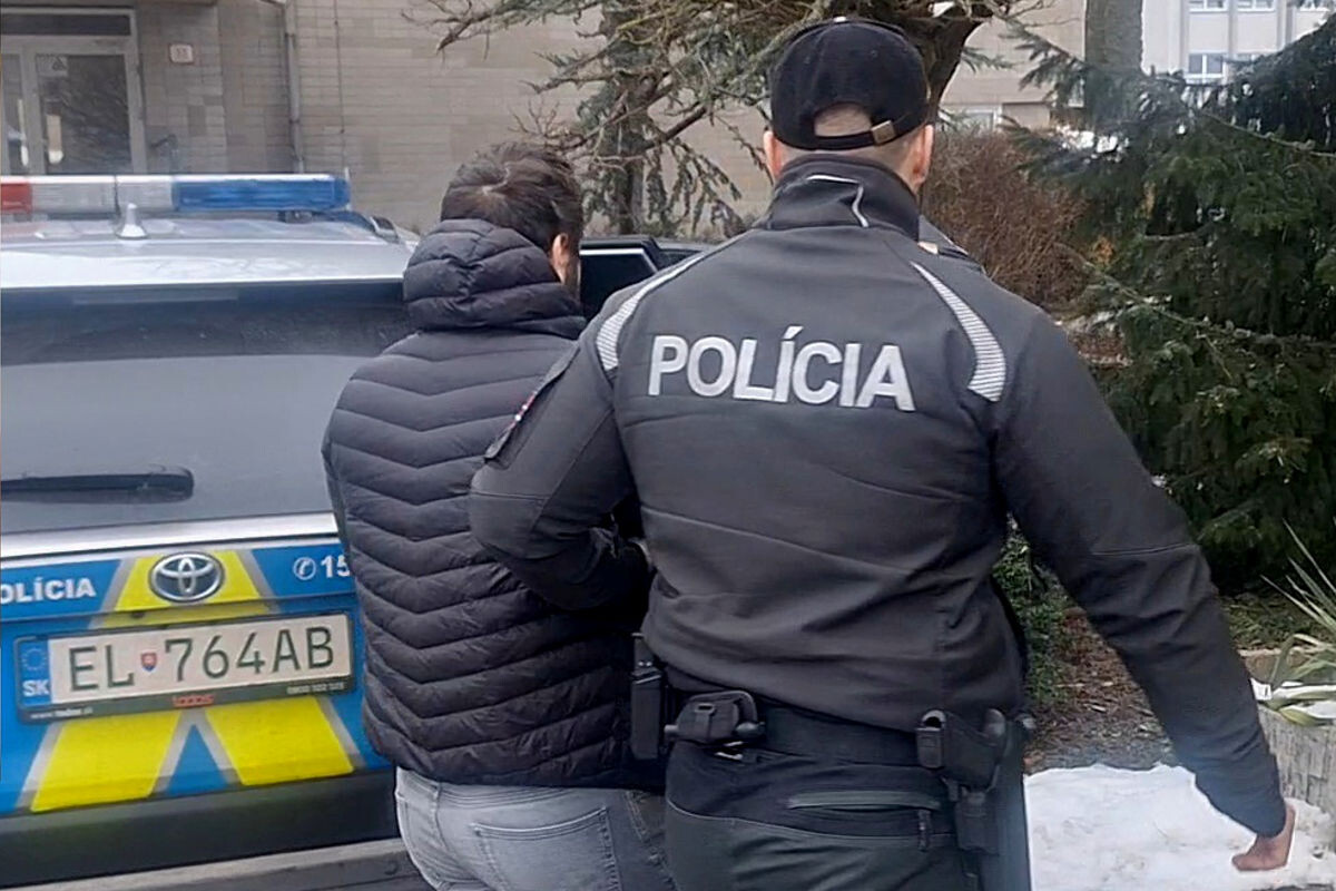 policia zasah
