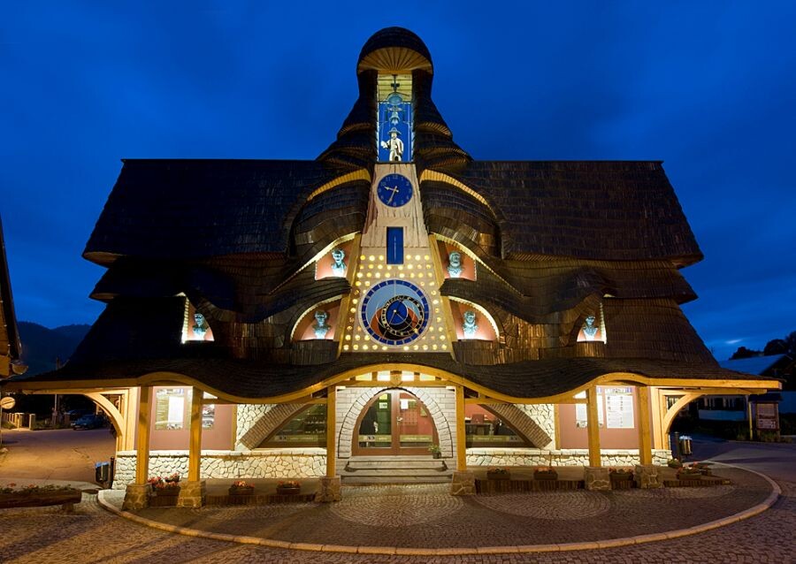 slovensky orloj stara bystrica