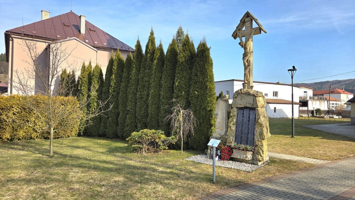 turzovka pomnik 014