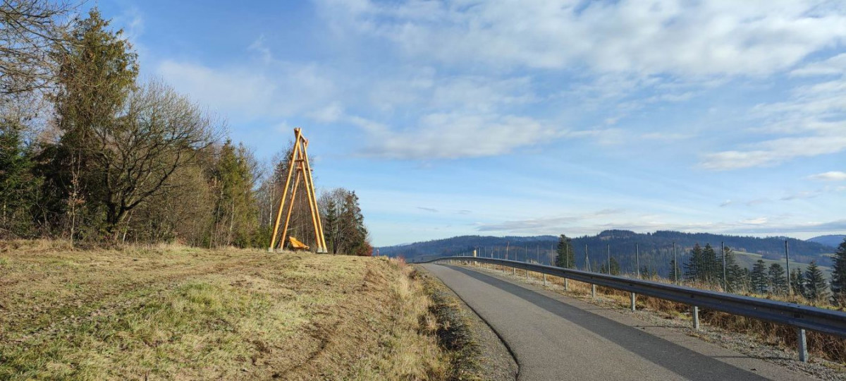 hojdacka cierne kysuce011